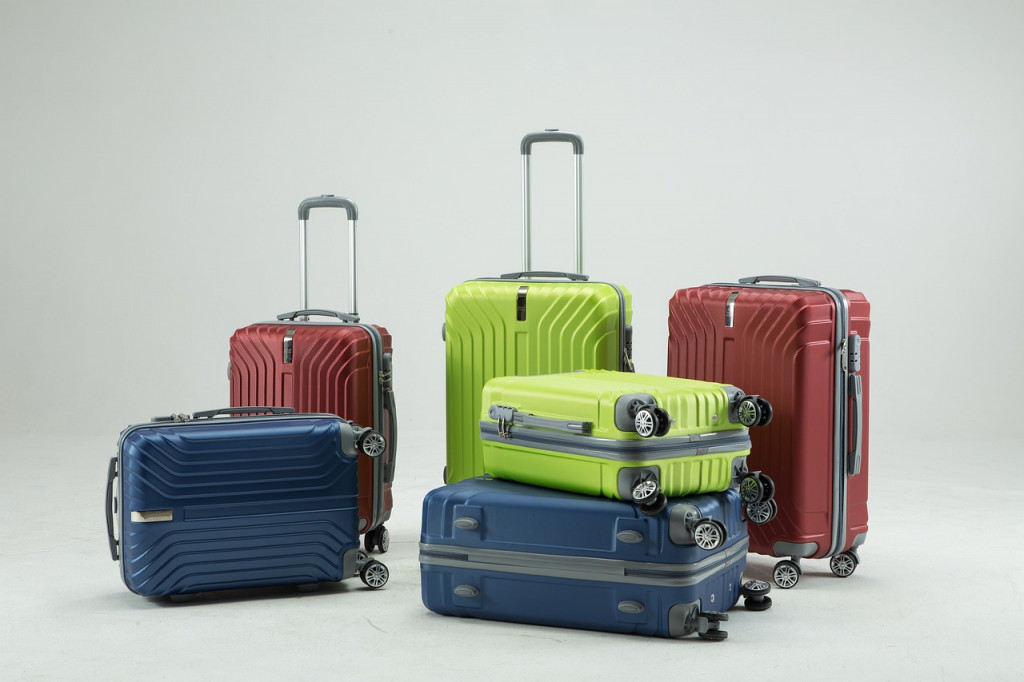 Ako vám sada cestovných kufrov spríjemní rodinné dovolenky? 