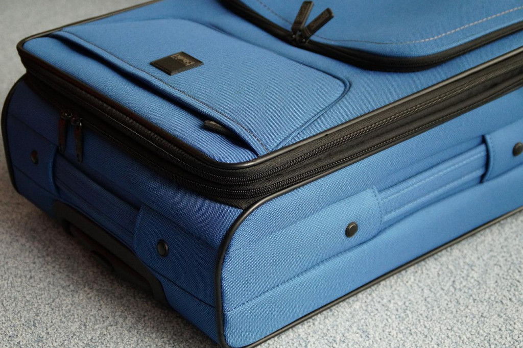 Ideálny kufor na cestovanie – aké požiadavky by mal spĺňať?