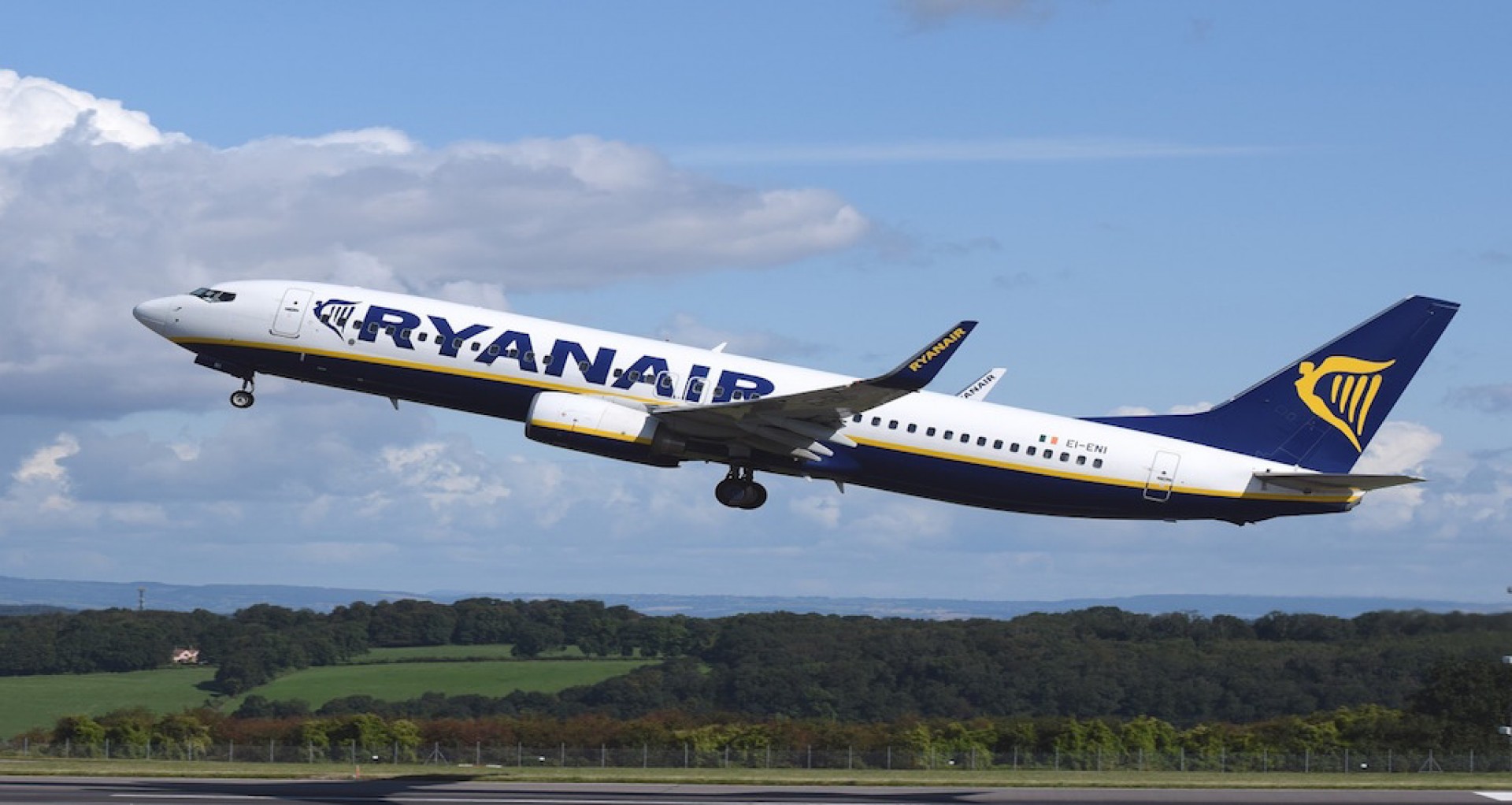 Ako je to s príručnou batožinou, keď letíte so spoločnosťou Ryanair?