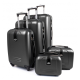 Čierny set 5 ľahkých plastových kufrov "Superlight" - XS, S, M, L, XL